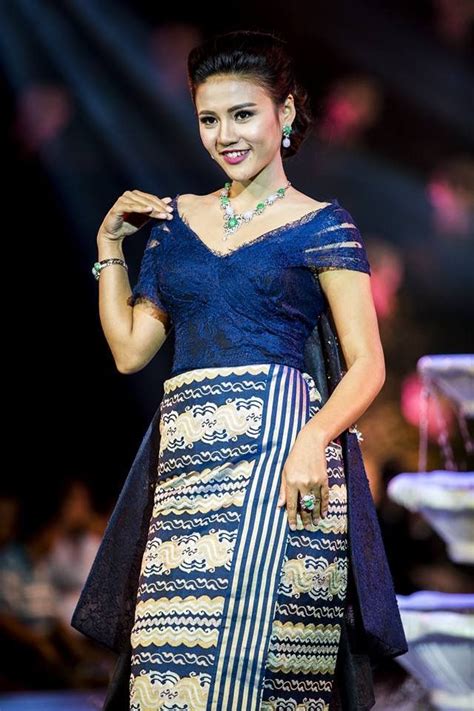 Pin By Smart And Style Myanmar On Myanmar Fashion Fashion Skirt Fashion Style