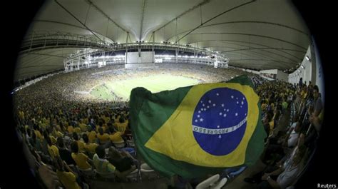 G1 Maracanã Volta A Sediar Um Jogo Da Copa Após 64 Anos E Obra De R 1 Bi Notícias Em Rio De