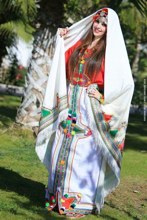 Berber Woman From Morocco Morocco Fashion Traditional Fashion