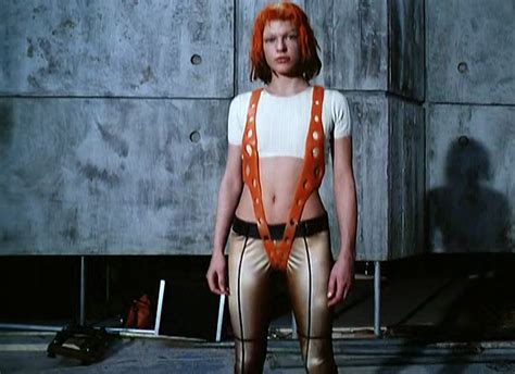 Fashion In The Fifth Element Gata