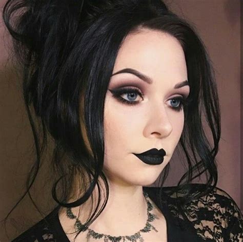 Pin By Britta On Alternative Girl Goth Makeup Gothic Makeup Dark Makeup