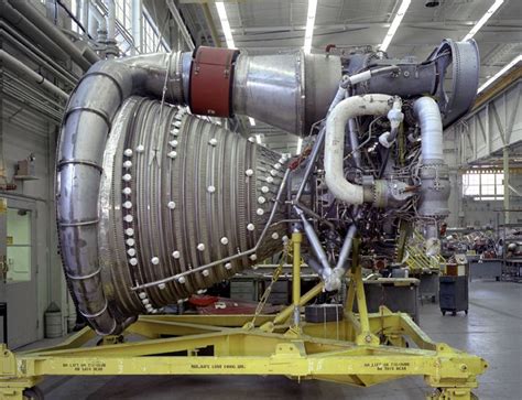 Saturn 5 Thruster Assembly Us Space Program Apollo Space Program