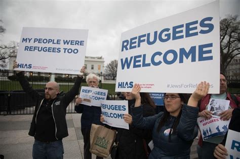 Jews Are Proud To Stand With Refugees Wsj