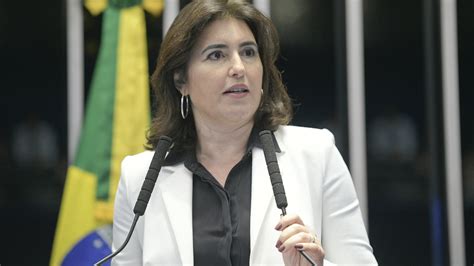O senado, como noticiamos, votará hoje de novo o projeto de socorro a estados e municípios. Projeto de ampliação da Senadora Simone Tebet é aprovado ...