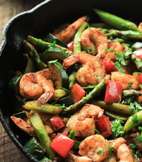 This Ultra Easy Shrimp Vegetable Skillet Recipe Is Loaded With Veggies