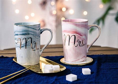Maybe you know the future groom well, but you're meeting his partner for the first time at the engagement party. 33 Sentimental Gifts For a Married Couple That Won't Ruin ...