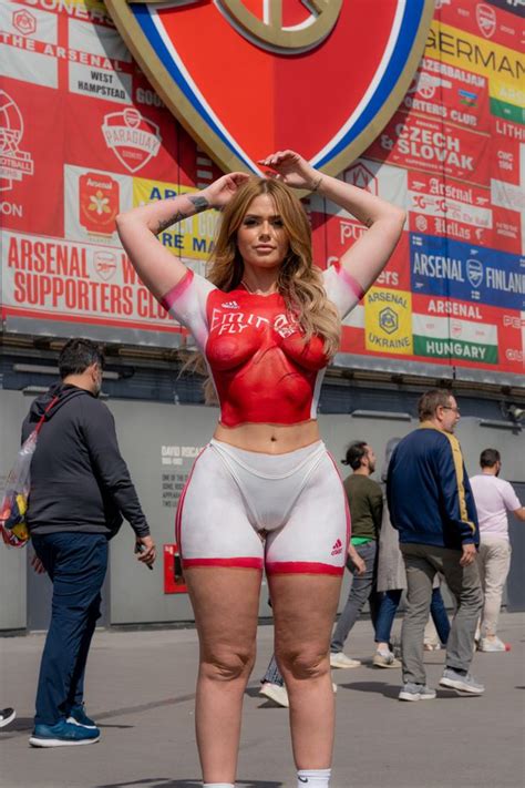 Naked Arsenal Fan Who Watches Games In Body Paint Wont Stop Despite Online Trolls Daily Star