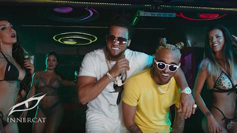 Apple.co/2f52tr9 follow video oficial dema ga ge gi go gu de bad bunny, el alfa el jefe available in / disponible en: El Alfa El Jefe Ft. Bryant Myers - La Pegajosa [Video ...