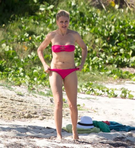 Cameron Diaz In Pink Bikini On The Beach In Caribbean Hawtcelebs