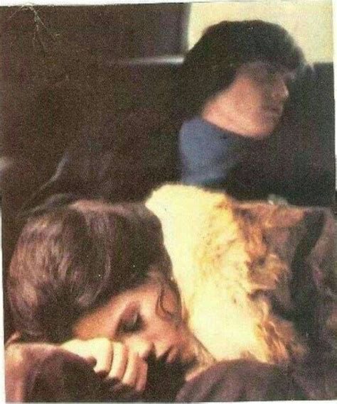 donny and marie trying to get some sleep while on tour bus 1974 75 marie osmond donny osmond