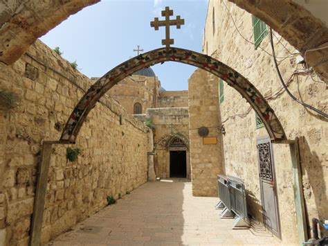 How To Walk The Via Dolorosa The Most Popular Route In Jerusalem