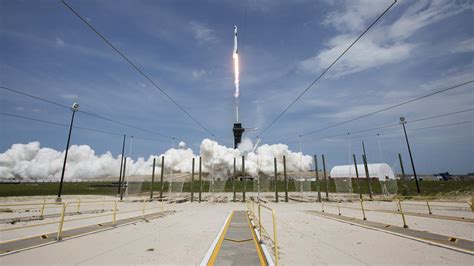 starlink spacex lance 60 satellites simultanément