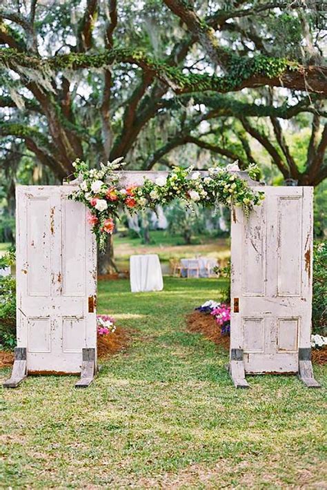 24 Fabulous Rustic Old Door Wedding Decoration Ideas See More