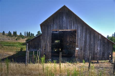 This Life In Ruins Barns Between Spokane And Pullman