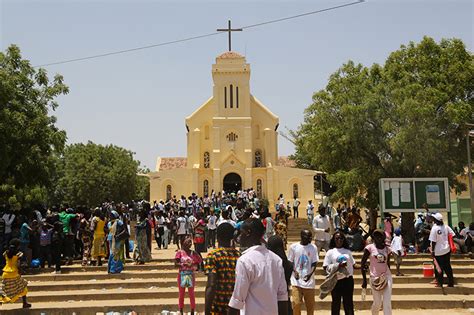 Près De 13000 Jeunes Catholiques Marcheront Vers Poponguine Dont 340