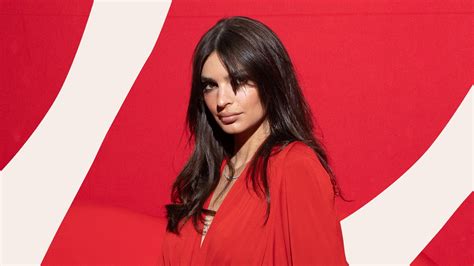 Emily Ratajkowski Reflects On The ‘most Controversial Dress Shes Ever