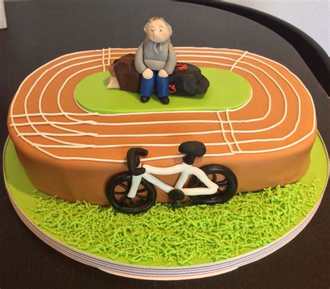 While this simple message conveys the point, it's not very personal. Track and coach running cake (With images) | Running cake, Sport cakes, Cake creations