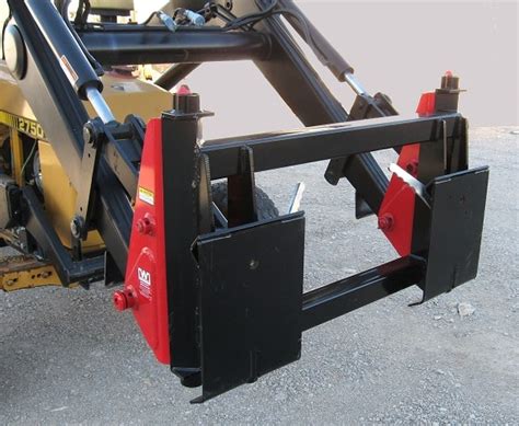 Worksaver Introduces New Adapters For Westendorf Loaders Compact