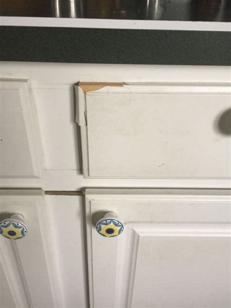 Before you begin painting laminate cabinets, you'll need to complete some prep work, including any repairs, sanding, and cleaning. My laminate drawers and doors are peeling and cracking ...