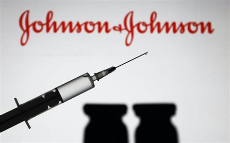 Questo vaccino è il quarto vaccino anti covid che sarà possibile sfruttare nel nostro. Vaccino Johnson&Johnson approvato negli Usa, da aprile in ...