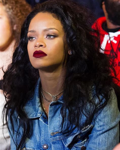 Pin By Martin Phipps On Rihanna In 2022 Cool Hairstyles Rihanna Riri