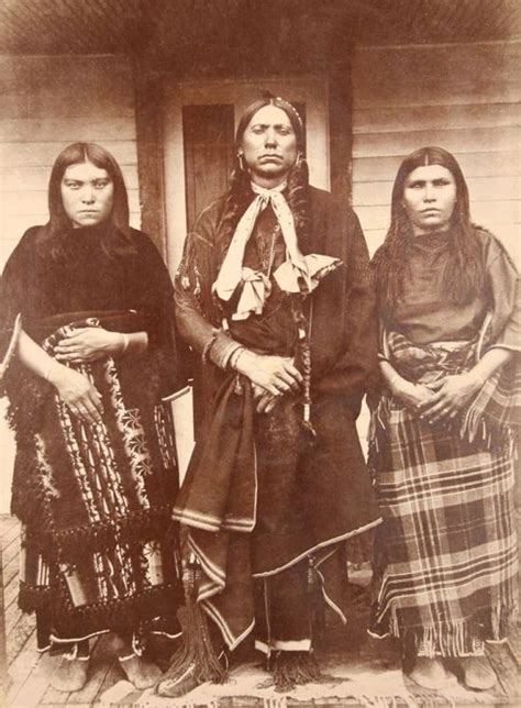 Quanah Parker And Two Of His Wives Topay Or Tonarcy With Chonie Comanche C1890 Native