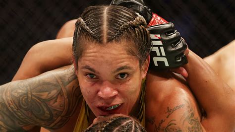 Ufc Results Highlights Amanda Nunes Regains Bantamweight Title