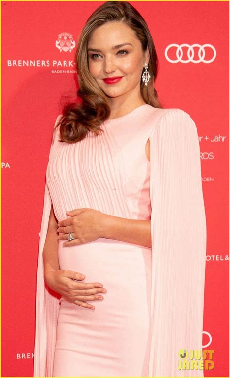 Miranda Kerr Debuts Baby Bump After Announcing Pregnancy With Third