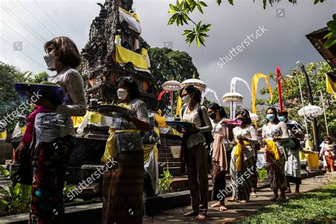 Indonesian Hindu Worshippers Pray Aditya Jaya Editorial Stock Photo
