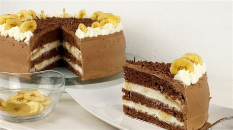 Tolle rezepte in vielen variationen und vieles mehr! Schoko bananen torte fondant kuchen - Appetitlich Foto ...