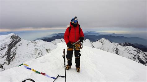 Baruntse is in the makalu barun national park and conservation area, a place of outstanding natural beauty, recognized internationally for the diversity of its flora and fauna. Mera Peak and Mount Baruntse - YouTube