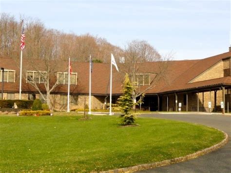 Claims Of Nepotism At Holmdel Town Hall 2 Employees Suspended