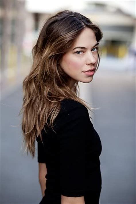 Analeigh Tipton Hair Color Hair Colar And Cut Style