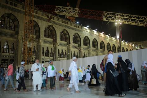 Injured Pilgrims Traumatized Asking Questions After Mecca Crane