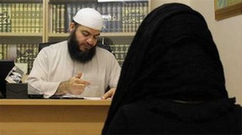Growing Use Of Sharia By Uk Muslims Bbc News