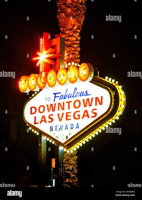 The Downtown Las Vegas Welcome Sign At Night Stock Photo Alamy