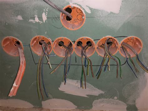 3. abgehendes Kabel(für Schalter) wie verdrahten?? (Computer, Technik
