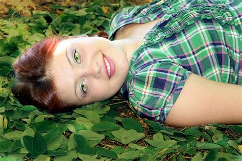 Girl Green Eyes Leaves · Free Photo On Pixabay