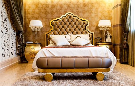 28 low platform bed design ideas. Wallpaper gold, bed, mansion, luxury, bedroom, lamps ...
