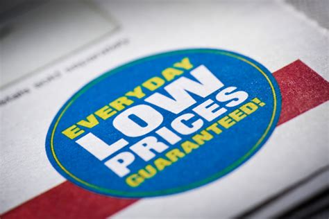 How Everyday Low Prices Hurt Us All David Griesing Work Life