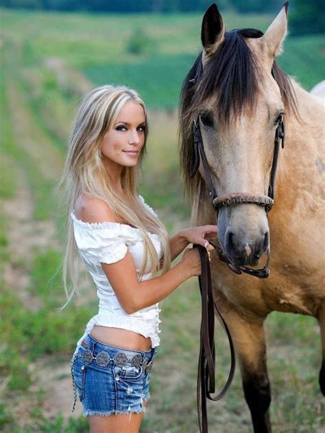 Pin By Shaunda Overla On Horses Country Girls Hot Country Girls