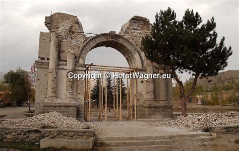 Afghanistan Monumental Gate Arch To Paghman Gardens Horstwagner