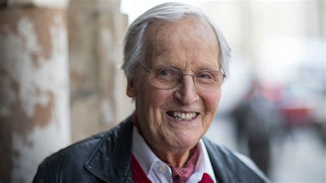 Nicholas Parsons Just A Minute And Sale Of The Century Presenter Dies Aged 96 Ents And Arts