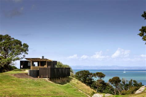 This Amazing Beach House Has Spectacular Views Of New Zealands Coastline