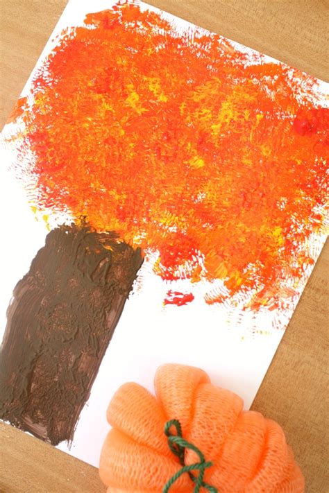Color Mixing Fall Tree Craft For Kids Fantastic Fun And Learning