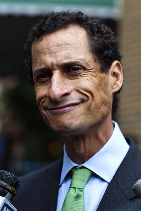 Anthony Weiner Stays In Race Top Aide Quits The Boston Globe