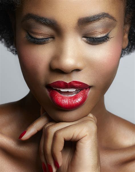 15 Gorgeous Black Women In Red Lipstick Afroculture Net