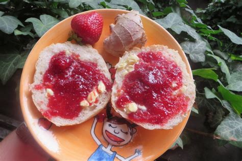 W Koszyku Mieszcza Sie 2 Kg Truskawek - Dżem truskawkowy z imbirem | Moja Toskania