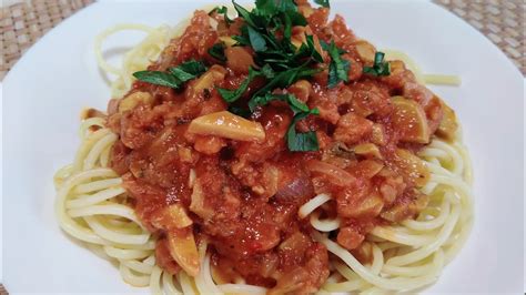 Resep spaghetti bolognese sederhana spesial asli enak. CARA MUDAH MEMBUAT SPAGHETTI BOLOGNESE YANG SEDAP (EASY ...