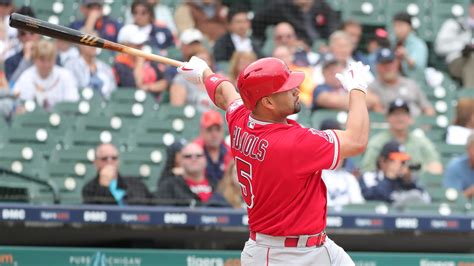 Fan May Give Albert Pujols 2000 Rbi Ball Away After All
